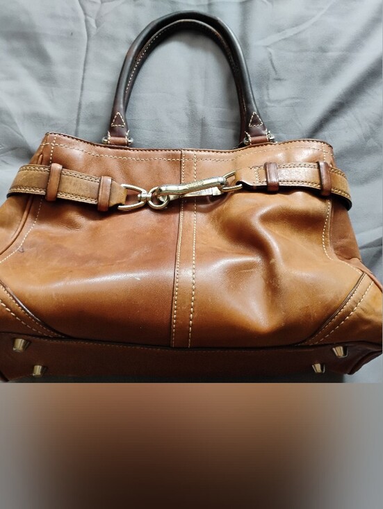Coach Handbags - Coach Purse